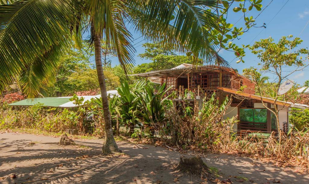 Cabinas Balcon Del Mar Tortuguero Exterior photo