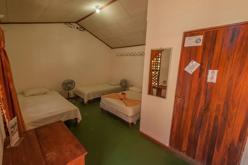 Cabinas Balcon Del Mar Tortuguero Exterior photo