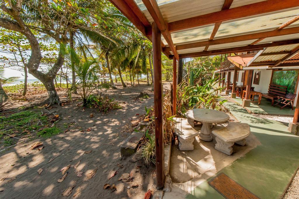 Cabinas Balcon Del Mar Tortuguero Exterior photo