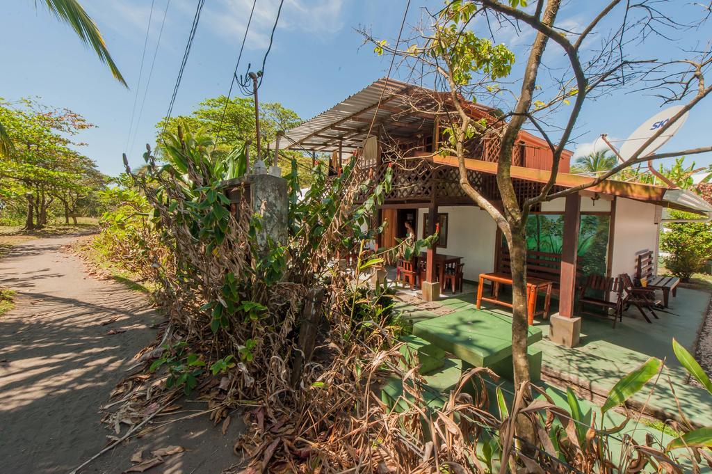 Cabinas Balcon Del Mar Tortuguero Exterior photo
