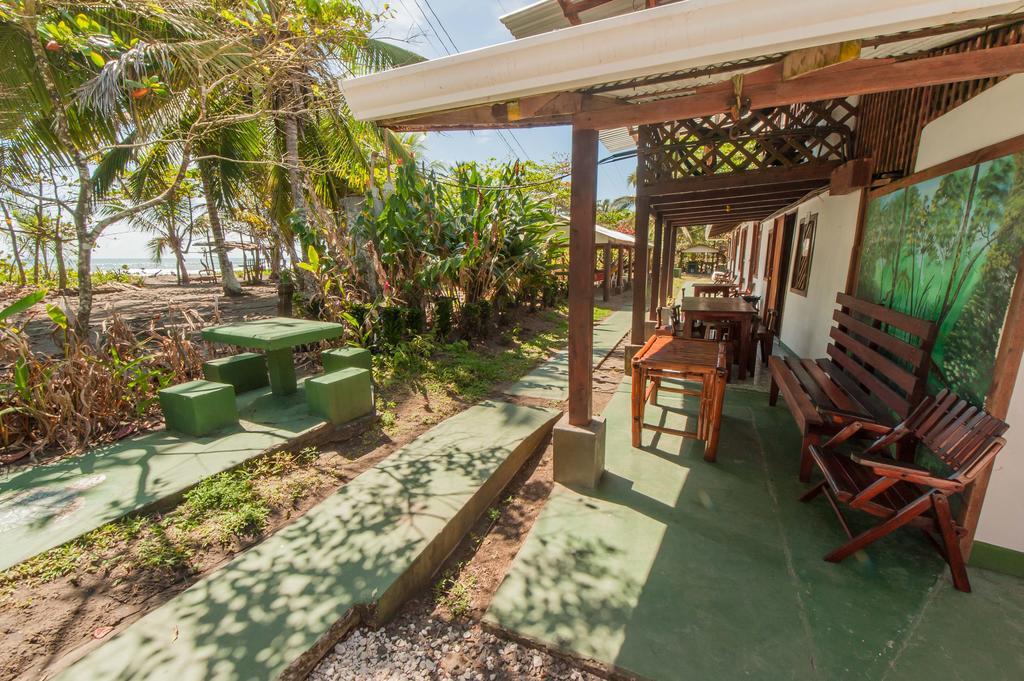 Cabinas Balcon Del Mar Tortuguero Exterior photo