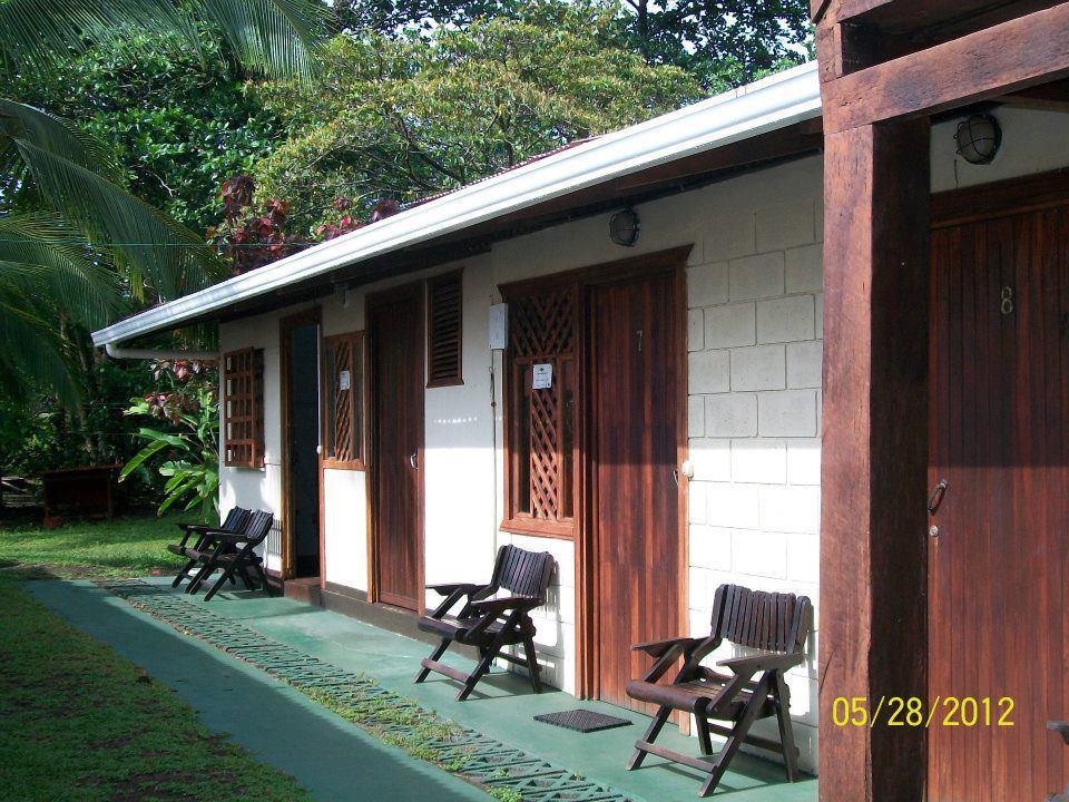 Cabinas Balcon Del Mar Tortuguero Exterior photo